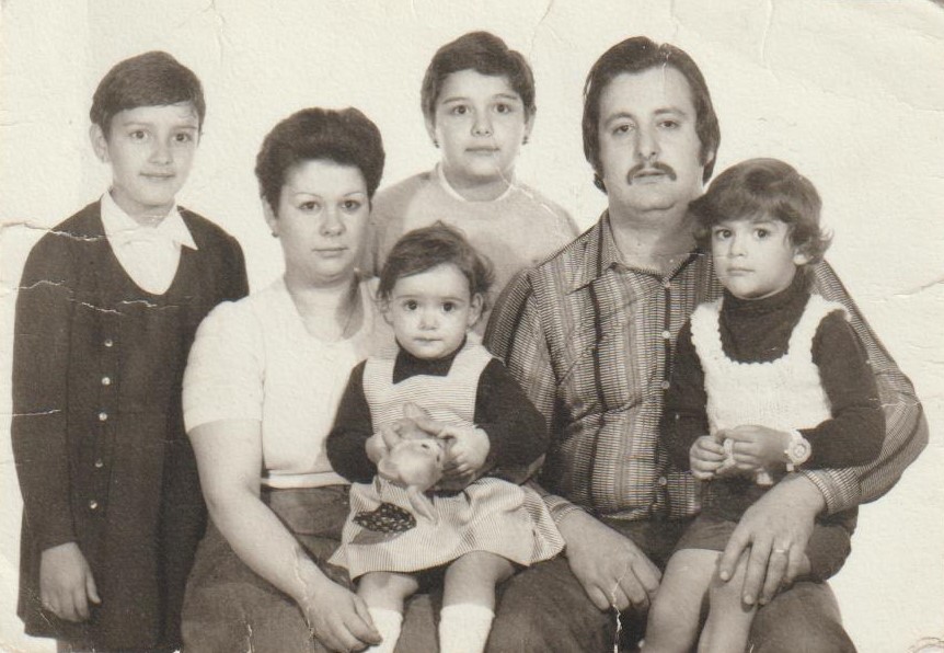 Entendiendo el Vínculo Familiar: Sanando Mis&nbsp;Raíces